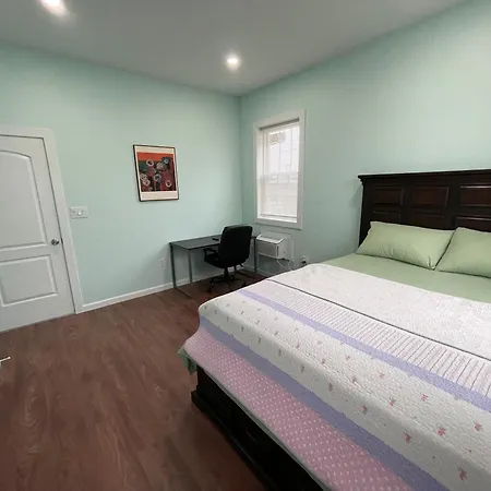 Luxury Private Room In Queens -30 Min To Manhattan